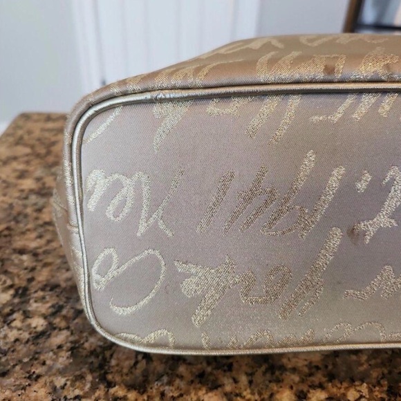 Coach Lurex New York Script Holiday Limited Edition Hobo F17472 - Picture 3 of 14